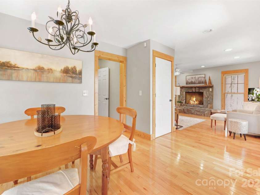 60 Hidden View Lane, Almond, NC 28702.  MLS# CAR4248254, YatesRealty ID 6764. 