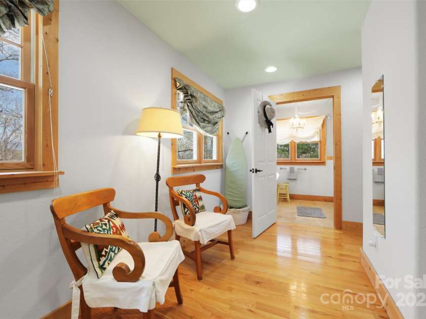 60 Hidden View Lane, Almond, NC 28702.  MLS# CAR4248254, YatesRealty ID 6764. 