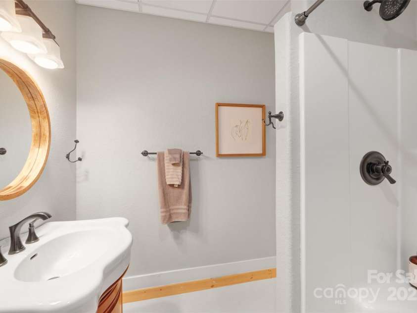 60 Hidden View Lane, Almond, NC 28702.  MLS# CAR4248254, YatesRealty ID 6764. 