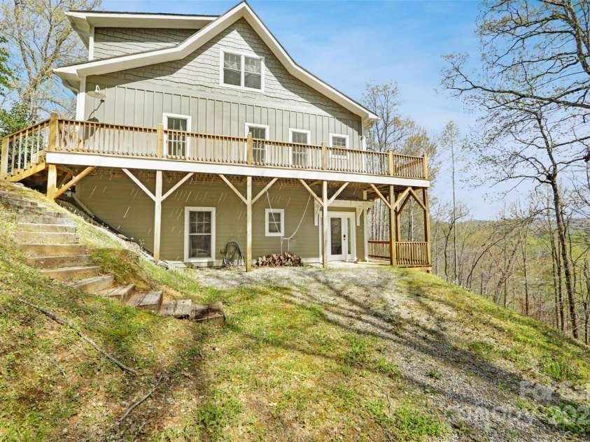 60 Hidden View Lane, Almond, NC 28702.  MLS# CAR4248254, YatesRealty ID 6764. 