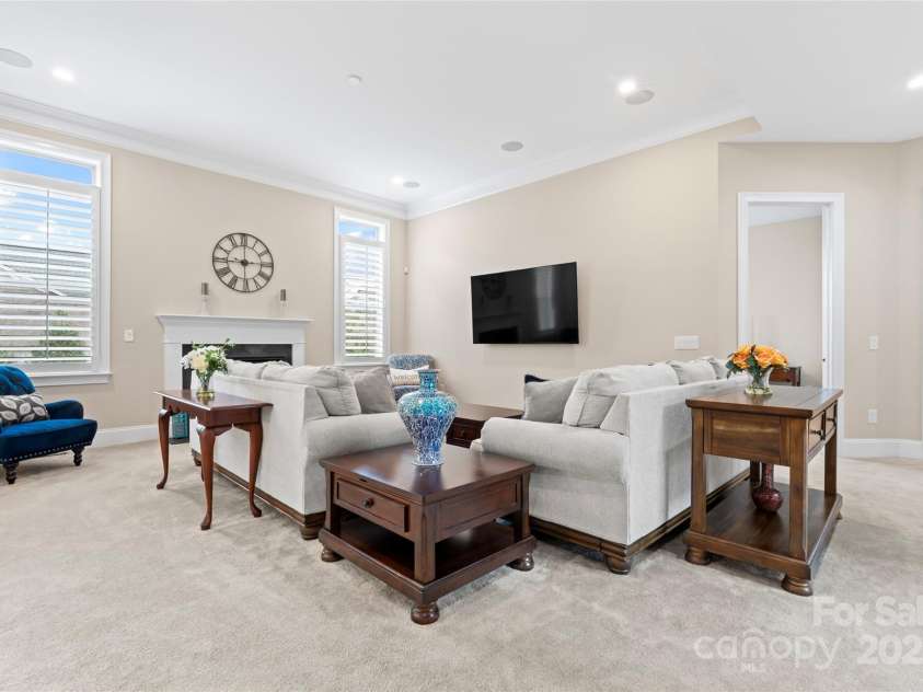 400 Eden Hollow Lane, Weddington, NC 28104.  MLS# CAR4243041, YatesRealty ID 6765. Large living room