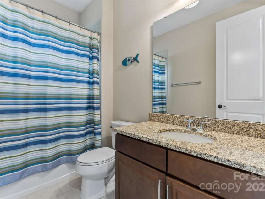 400 Eden Hollow Lane, Weddington, NC 28104.  MLS# CAR4243041, YatesRealty ID 6765. Secondarybedroom en suite bathroom