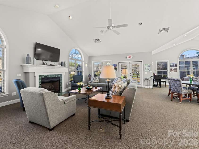 81 Outlook Circle, Swannanoa, NC 28778.  MLS# CAR4362543, YatesRealty ID 6766. 