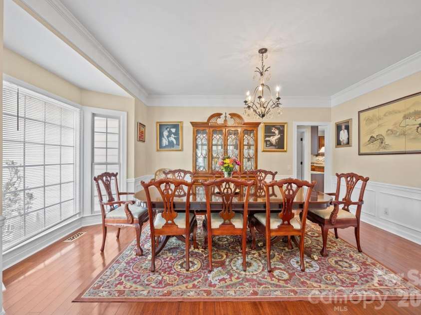 6215 Glencairn Court, Charlotte, NC 28269.  MLS# CAR4359110, YatesRealty ID 6767. 