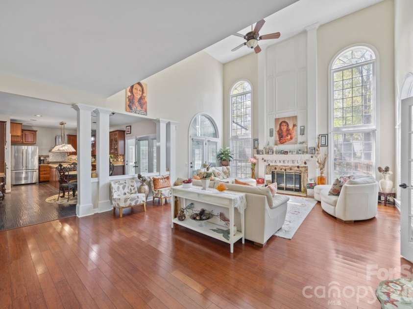 6215 Glencairn Court, Charlotte, NC 28269.  MLS# CAR4359110, YatesRealty ID 6767. 