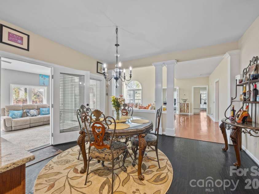 6215 Glencairn Court, Charlotte, NC 28269.  MLS# CAR4359110, YatesRealty ID 6767. 