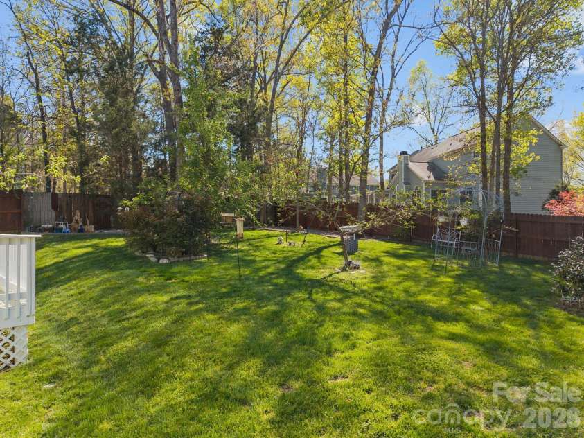 6215 Glencairn Court, Charlotte, NC 28269.  MLS# CAR4359110, YatesRealty ID 6767. 