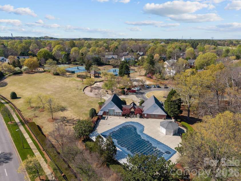 6215 Glencairn Court, Charlotte, NC 28269.  MLS# CAR4359110, YatesRealty ID 6767. 