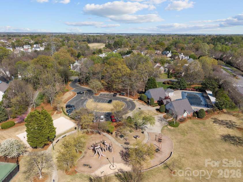 6215 Glencairn Court, Charlotte, NC 28269.  MLS# CAR4359110, YatesRealty ID 6767. 