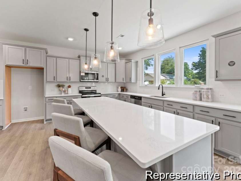 2414 Morgan Hills Drive, Albemarle, NC 28001.  MLS# CAR4247978, YatesRealty ID 6768. 