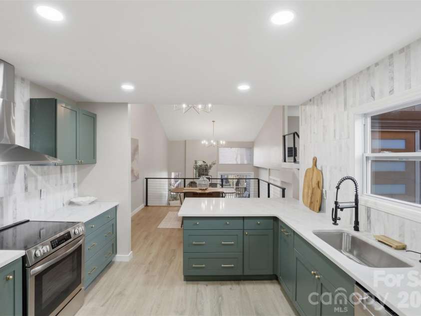 8930 St Croix Lane, Charlotte, NC 28277.  MLS# CAR4361977, YatesRealty ID 6768. 