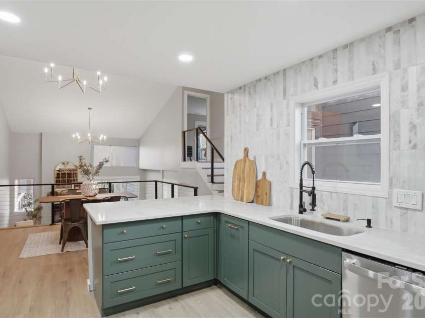 8930 St Croix Lane, Charlotte, NC 28277.  MLS# CAR4361977, YatesRealty ID 6768. 