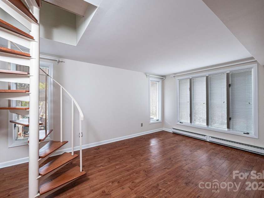 141 36th Avenue, Hickory, NC 28601.  MLS# CAR4317550, YatesRealty ID 677. Bedroom #3 on the Lower Level