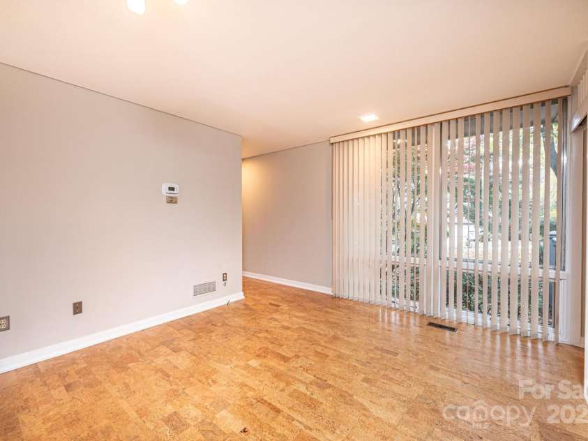 141 36th Avenue, Hickory, NC 28601.  MLS# CAR4317550, YatesRealty ID 677. Office