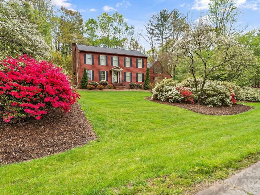 102 Parkland Street, Morganton, NC 28655.  MLS# CAR4223171, YatesRealty ID 6770. 