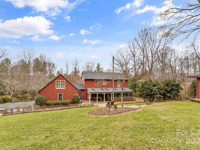 102 Parkland Street, Morganton, NC 28655.  MLS# CAR4223171, YatesRealty ID 6770. 
