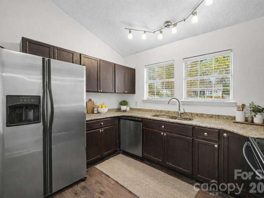 1548 Brentfield Drive, Rock Hill, SC 29732.  MLS# CAR4360983, YatesRealty ID 6772. Virtually Staged Kitchen 