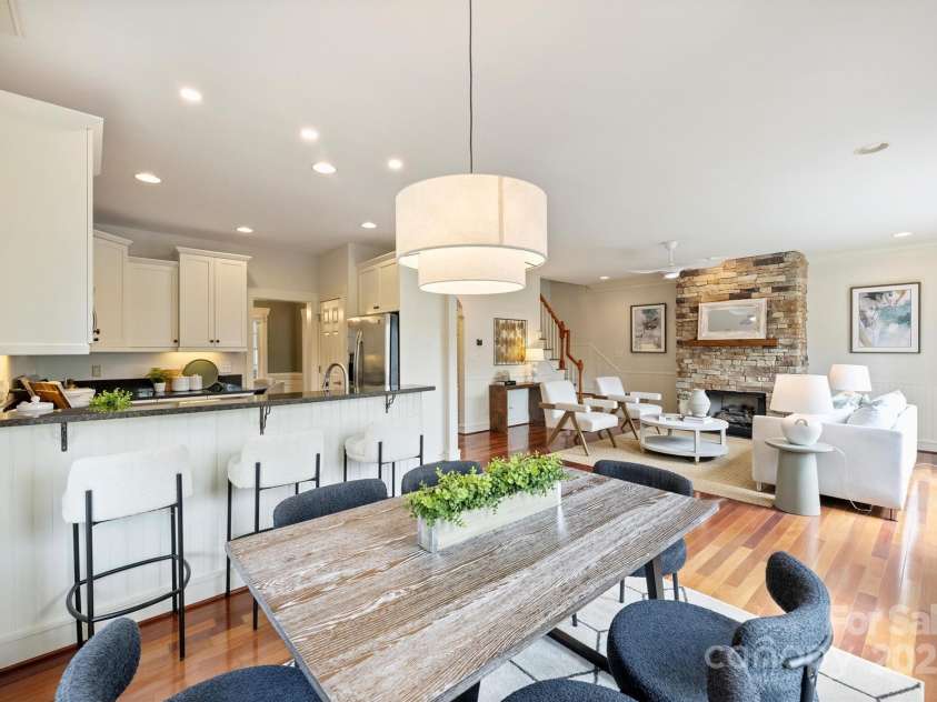 1824 Hall Avenue, Charlotte, NC 28205.  MLS# CAR4245014, YatesRealty ID 6773. 