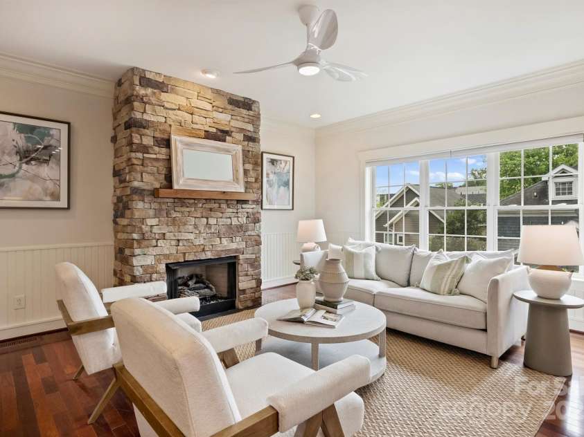 1824 Hall Avenue, Charlotte, NC 28205.  MLS# CAR4245014, YatesRealty ID 6773. 