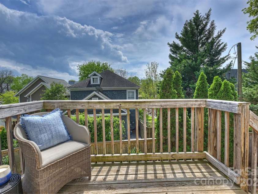 1824 Hall Avenue, Charlotte, NC 28205.  MLS# CAR4245014, YatesRealty ID 6773. Back patio