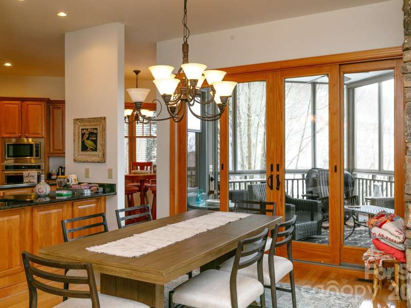 528 Andrew Banks Road, Burnsville, NC 28714.  MLS# CAR4357866, YatesRealty ID 6773. 