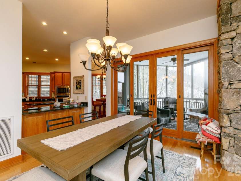 528 Andrew Banks Road, Burnsville, NC 28714.  MLS# CAR4357866, YatesRealty ID 6773. 