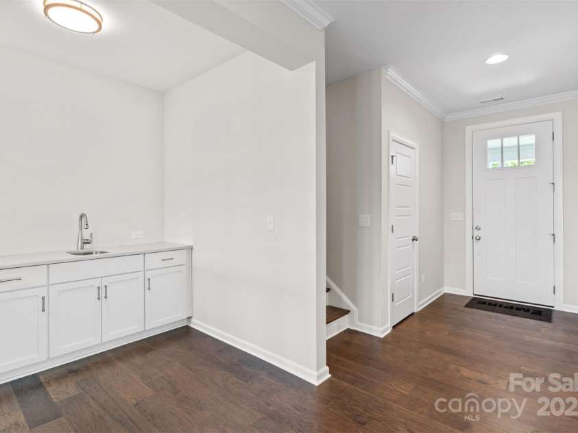 4679 Hopsack Drive, Indian Trail, NC 28079.  MLS# CAR4147350, YatesRealty ID 6774. Foyer & Wet Bar