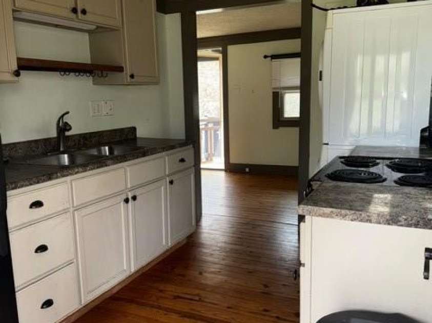 103 Gragg Street, Black Mountain, NC 28711.  MLS# CAR4243480, YatesRealty ID 6775. Kitchen