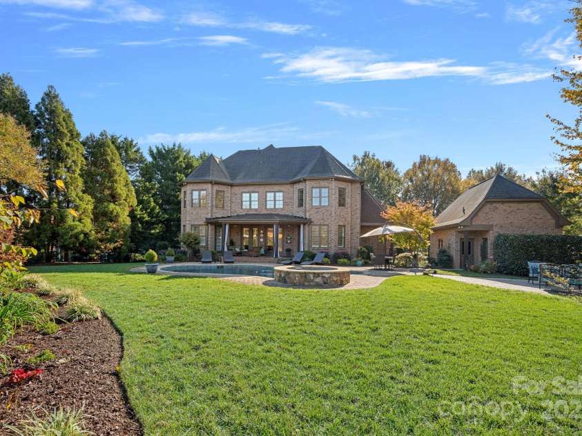 8724 Highgrove Street, Charlotte, NC 28277.  MLS# CAR4232220, YatesRealty ID 6777. 