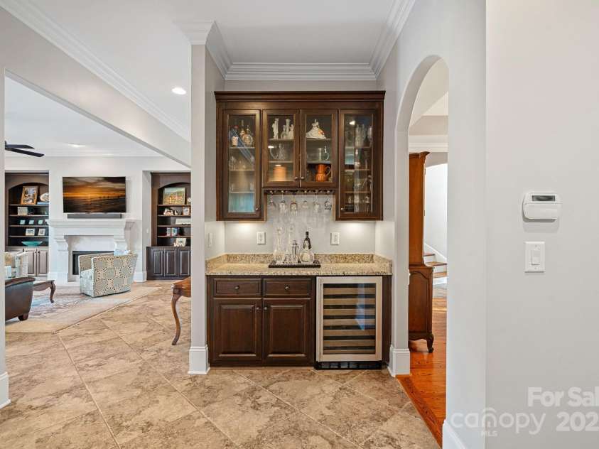 8724 Highgrove Street, Charlotte, NC 28277.  MLS# CAR4232220, YatesRealty ID 6777. Drybar and storage