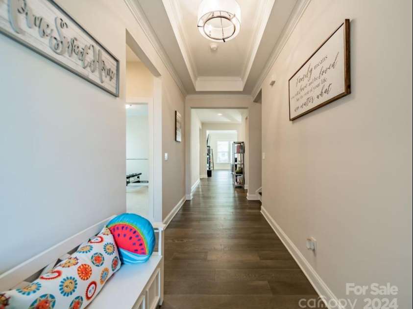 5014 Painswick Place, Charlotte, NC 28215.  MLS# CAR4196384, YatesRealty ID 6779. 