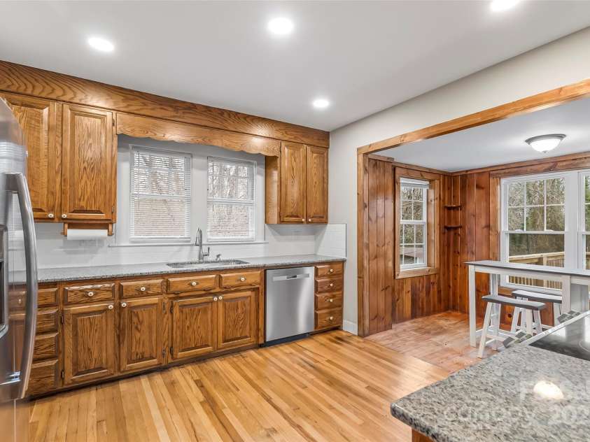 2523 Kool Park Road, Hickory, NC 28601.  MLS# CAR4329141, YatesRealty ID 678. 