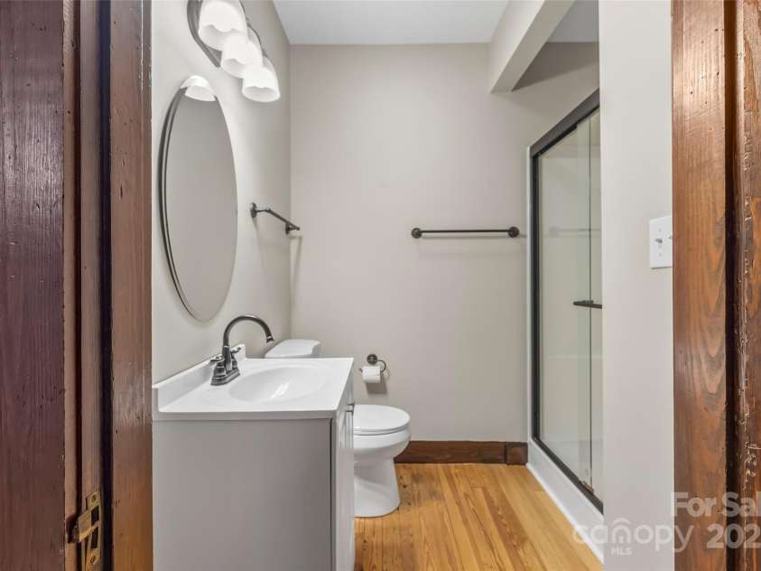 2523 Kool Park Road, Hickory, NC 28601.  MLS# CAR4329141, YatesRealty ID 678. 