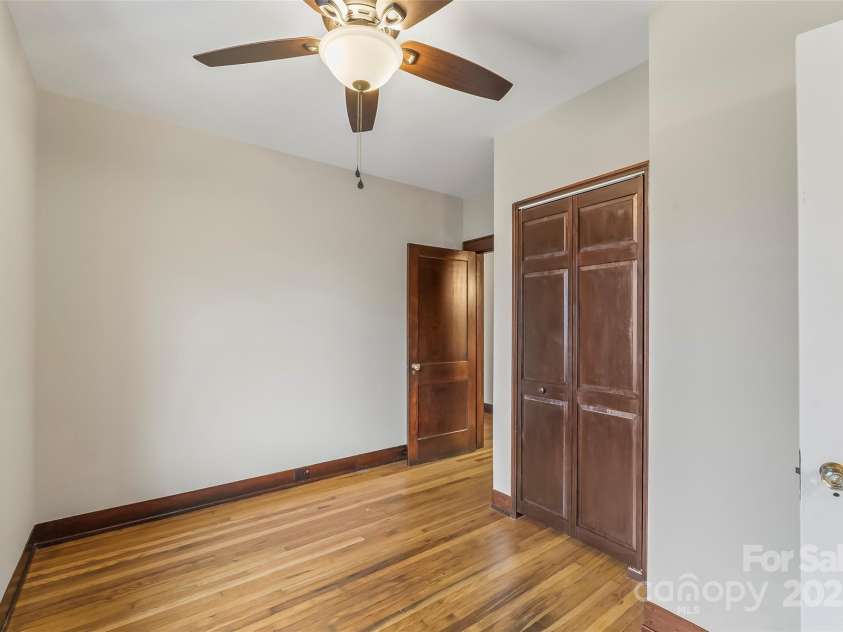 2523 Kool Park Road, Hickory, NC 28601.  MLS# CAR4329141, YatesRealty ID 678. 