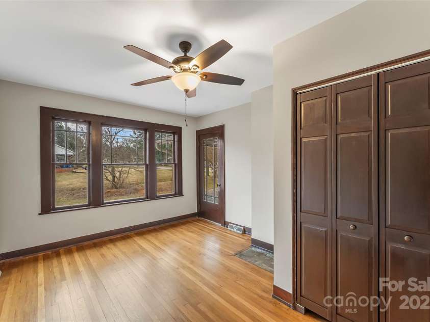 2523 Kool Park Road, Hickory, NC 28601.  MLS# CAR4329141, YatesRealty ID 678. 