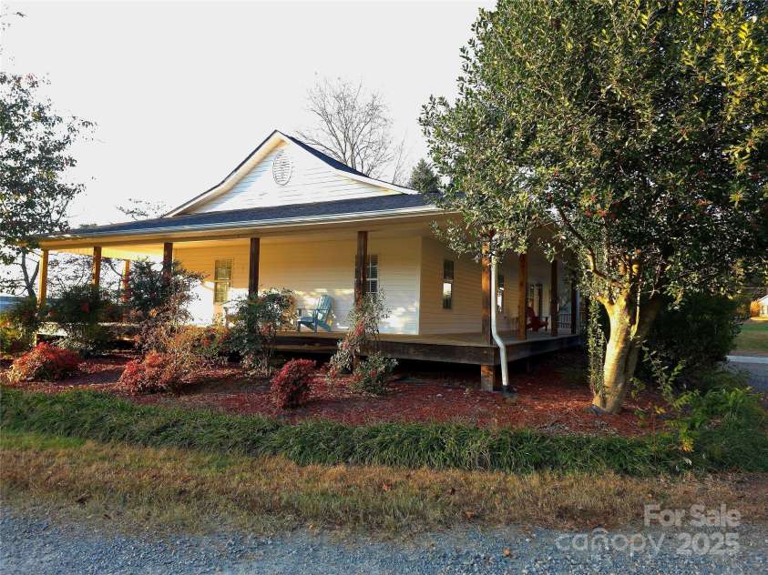 8225 Linwood Southmont Road, Lexington, NC 27292.  MLS# CAR4320437, YatesRealty ID 678. 