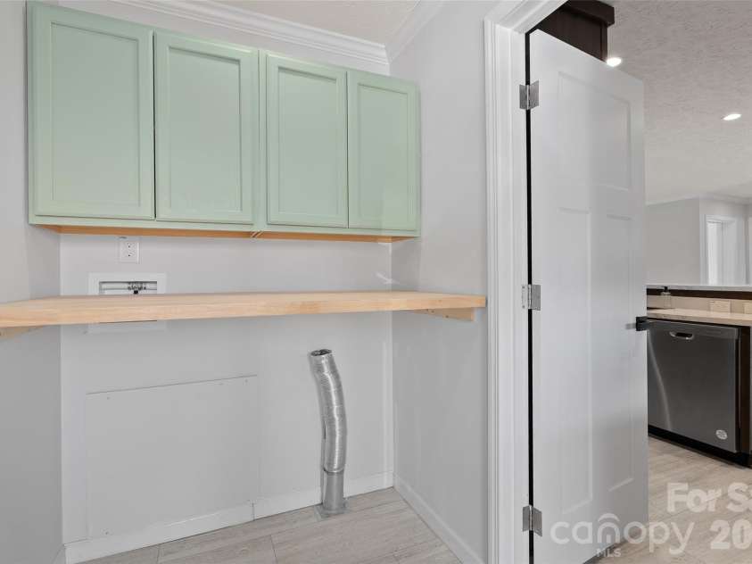 105 Stormy Way, Waynesville, NC 28785.  MLS# CAR4360407, YatesRealty ID 6780. Laundry room
