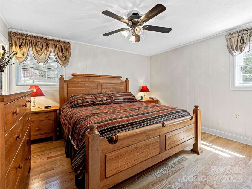 160 Tanglewood Heights, Brevard, NC 28712.  MLS# CAR4230494, YatesRealty ID 6781. 