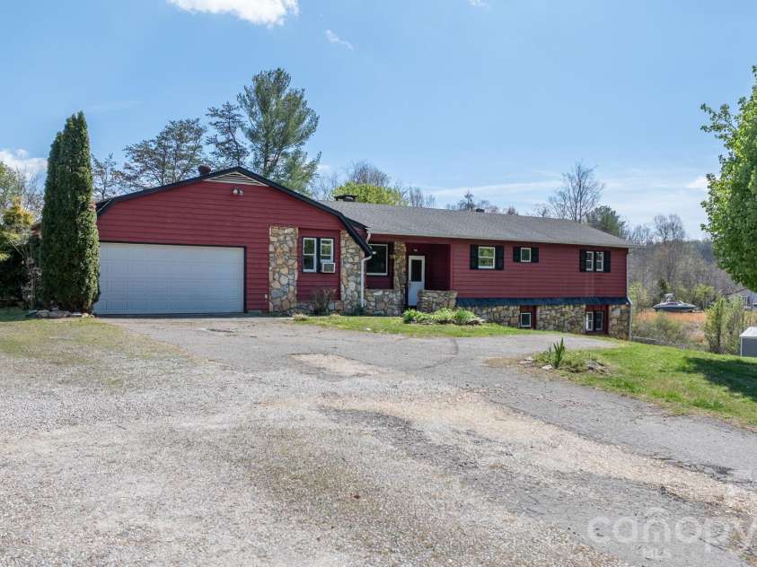 103 Bernice Street, Marion, NC 28752.  MLS# CAR4356586, YatesRealty ID 6784. 