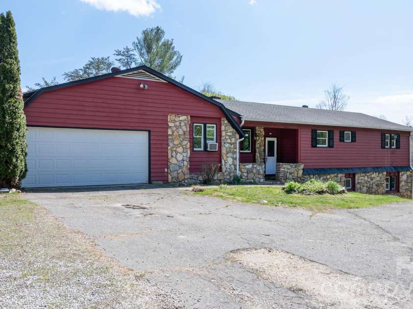 103 Bernice Street, Marion, NC 28752.  MLS# CAR4356586, YatesRealty ID 6784. 