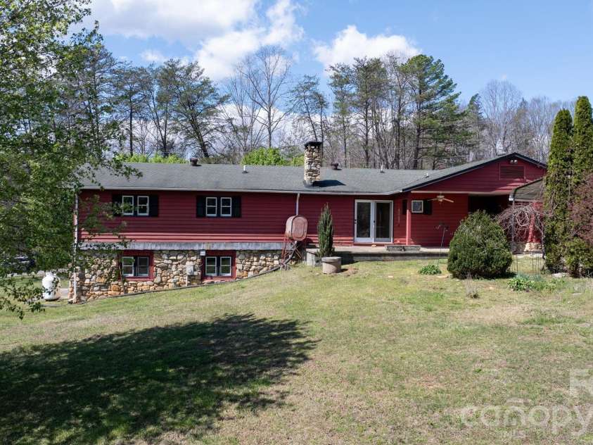 103 Bernice Street, Marion, NC 28752.  MLS# CAR4356586, YatesRealty ID 6784. 