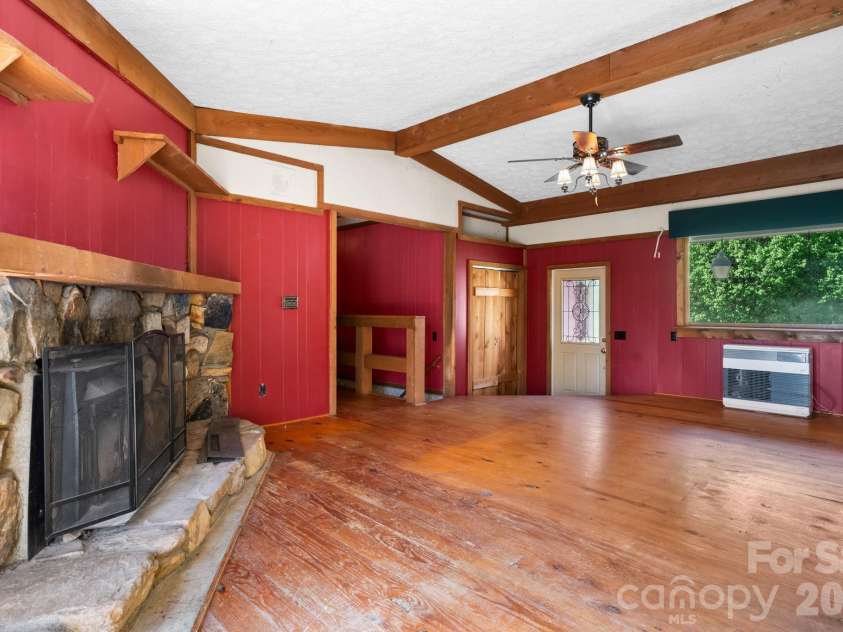 103 Bernice Street, Marion, NC 28752.  MLS# CAR4356586, YatesRealty ID 6784. 