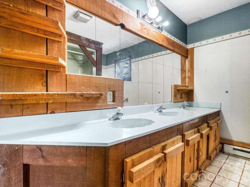 103 Bernice Street, Marion, NC 28752.  MLS# CAR4356586, YatesRealty ID 6784. 