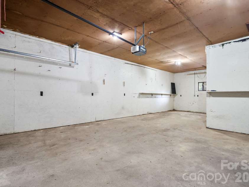 103 Bernice Street, Marion, NC 28752.  MLS# CAR4356586, YatesRealty ID 6784. 