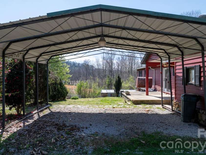 103 Bernice Street, Marion, NC 28752.  MLS# CAR4356586, YatesRealty ID 6784. 