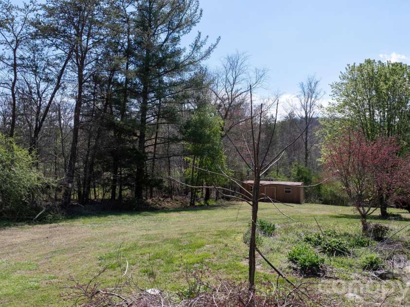 103 Bernice Street, Marion, NC 28752.  MLS# CAR4356586, YatesRealty ID 6784. 