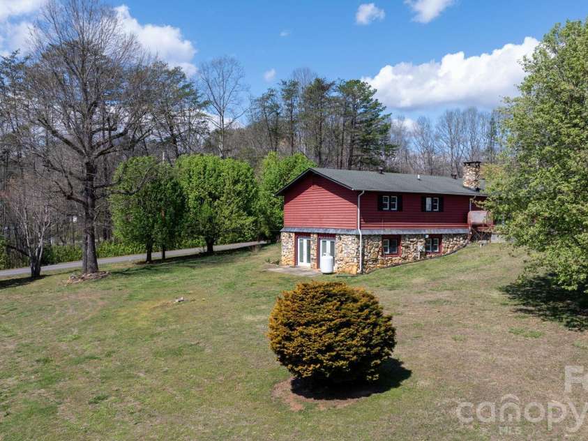 103 Bernice Street, Marion, NC 28752.  MLS# CAR4356586, YatesRealty ID 6784. 