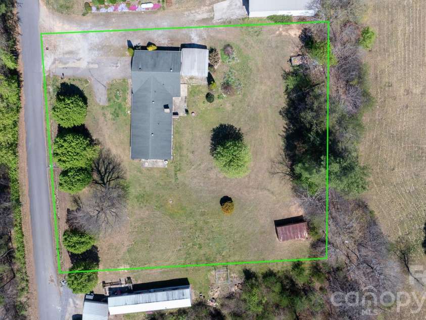 103 Bernice Street, Marion, NC 28752.  MLS# CAR4356586, YatesRealty ID 6784. 