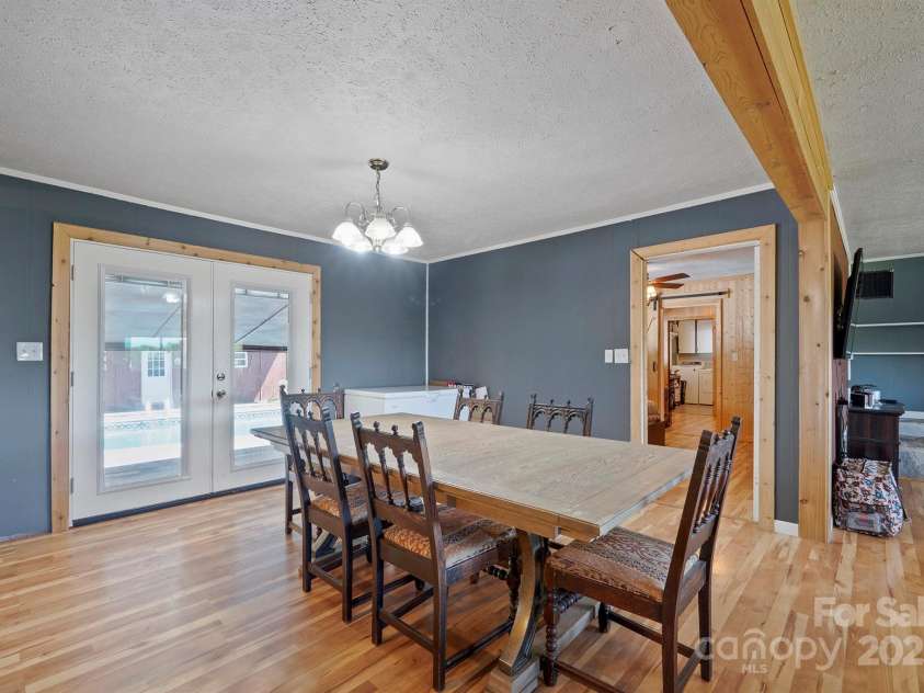 1685 Major Hill Drive, Morganton, NC 28655.  MLS# CAR4247918, YatesRealty ID 6784. 