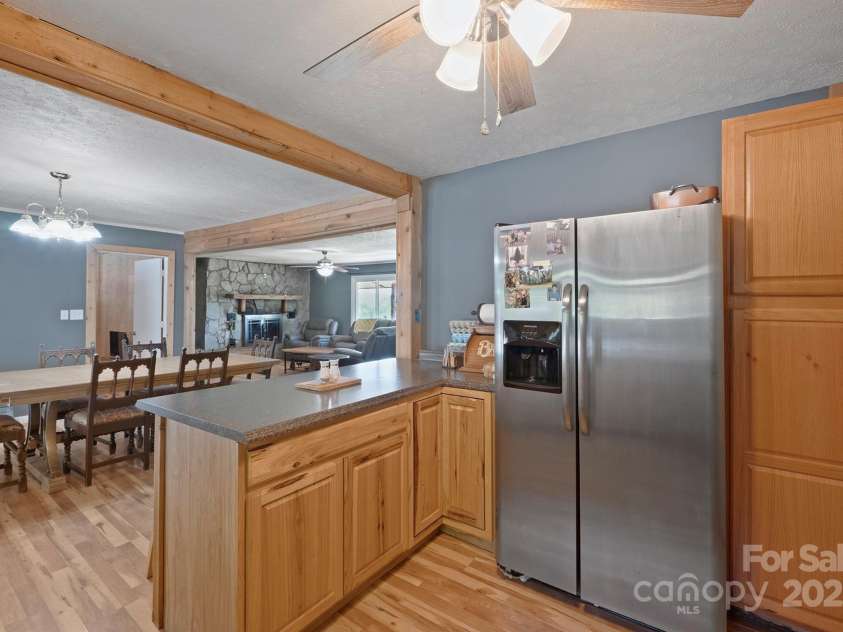 1685 Major Hill Drive, Morganton, NC 28655.  MLS# CAR4247918, YatesRealty ID 6784. 